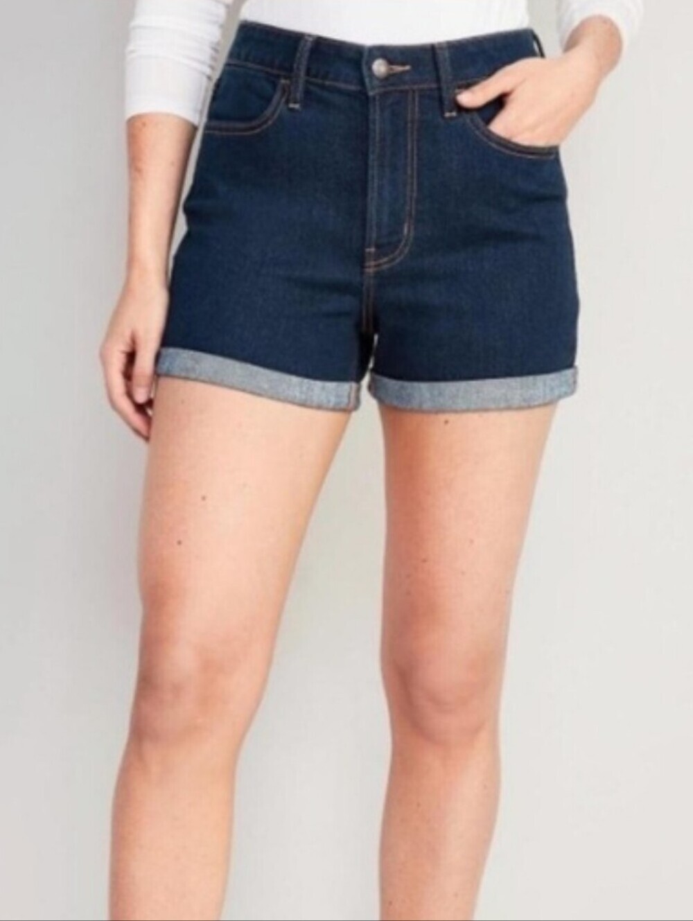Old Navy High-Waisted Wow Denim Jean Shorts Dark Wash Cuffed Size 4 Mom Shorts